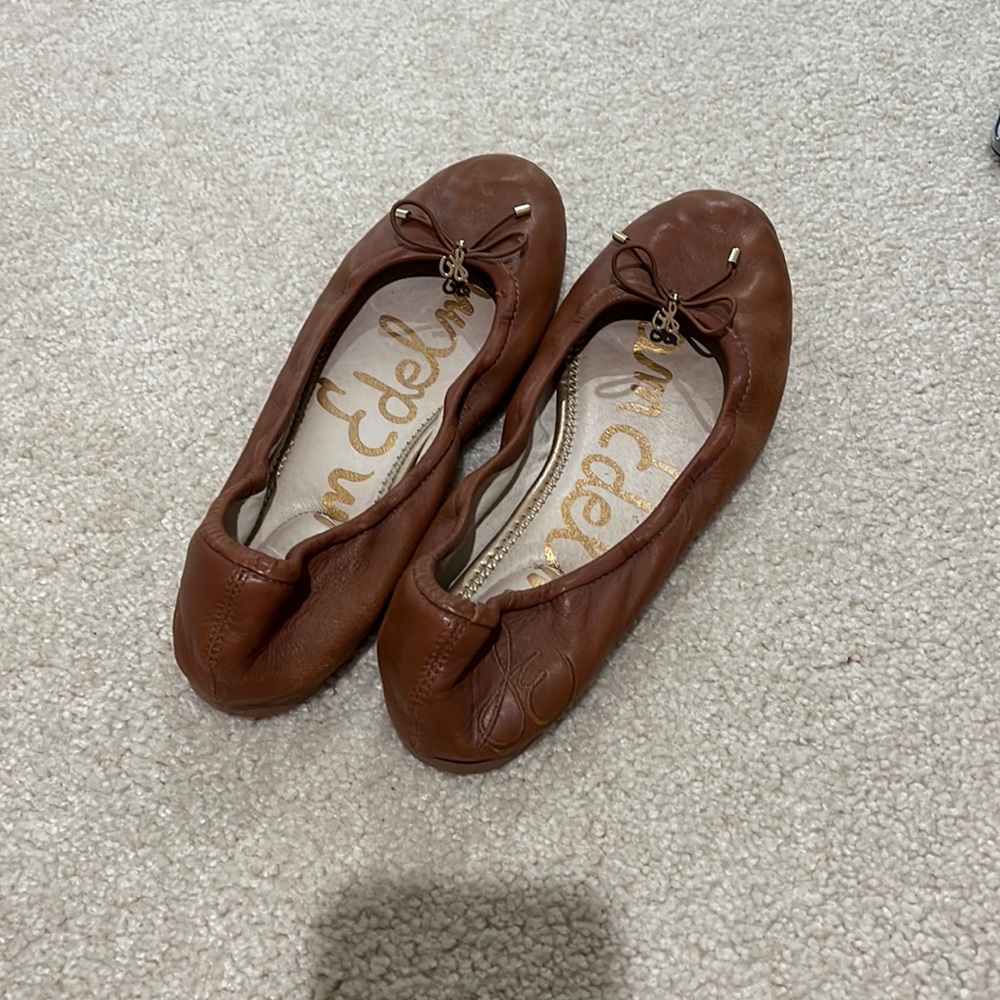 dark brown leather ballet flats